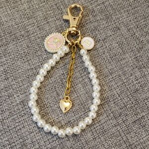 Elegant Pearl and Gold Bag Charm With Letter B